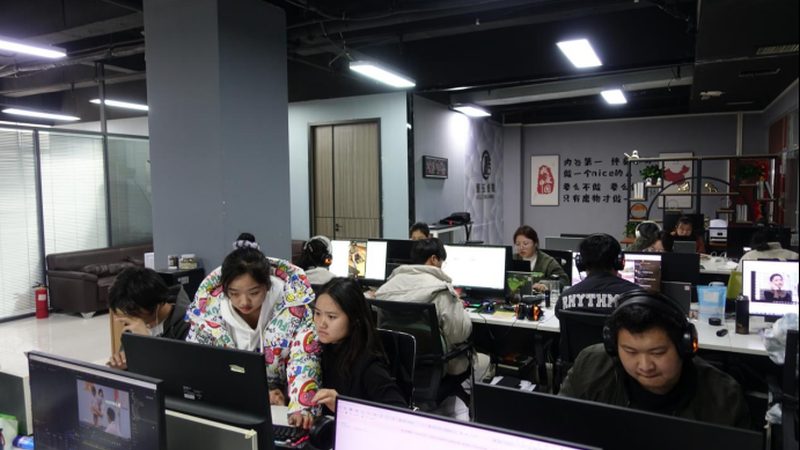 企业宣传片拍摄，相机选型有讲究**